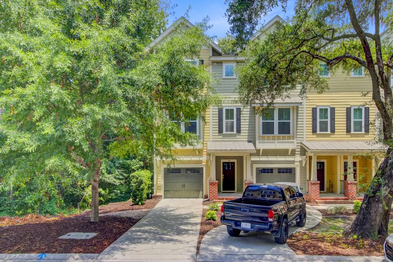 1184 Dingle Rd, Mount Pleasant, SC 29466