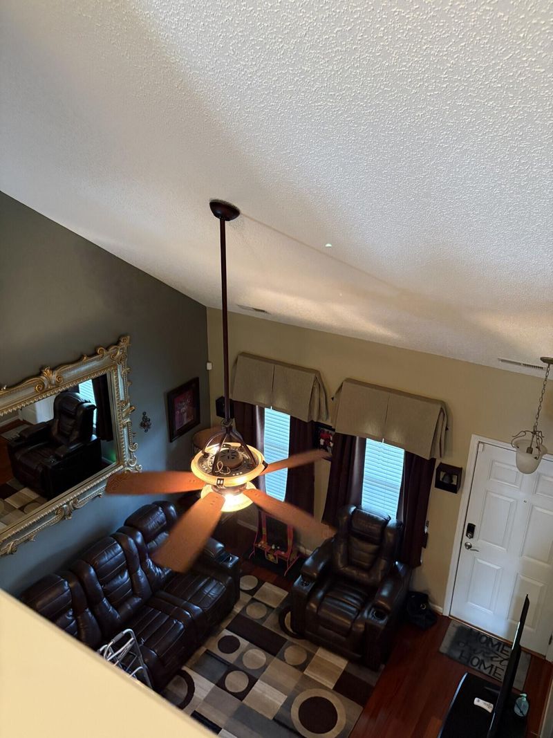 207 Congaree River Dr, Summerville, SC 29485