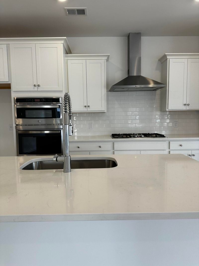 124 Ireland Dr, Summerville, SC 29486