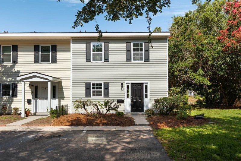 418 Carriage Ln #Q-1, Mount Pleasant, SC 29464