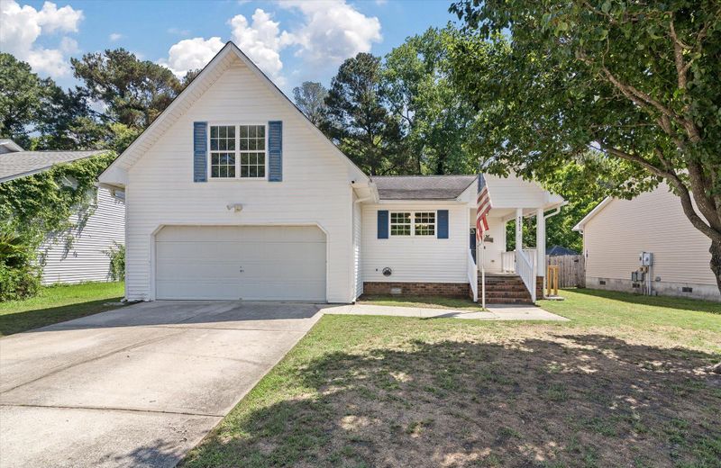 5052 Hidden Forest Ln, North Charleston, SC 29420