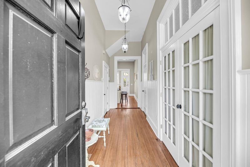 68 Vanderhorst St #A, Charleston, SC 29403