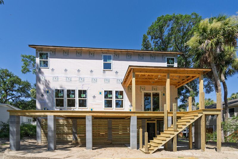 817 Cheehaw St, Edisto Island, SC 29438