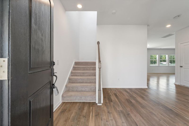 425 W Respite Ln, Summerville, SC 29483