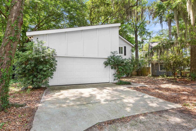 103 Kings Ct, Summerville, SC 29485