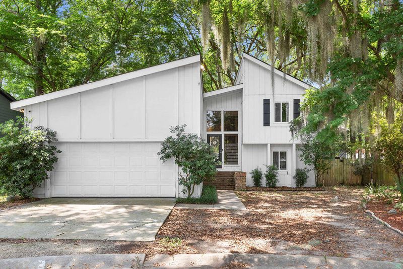 103 Kings Ct, Summerville, SC 29485