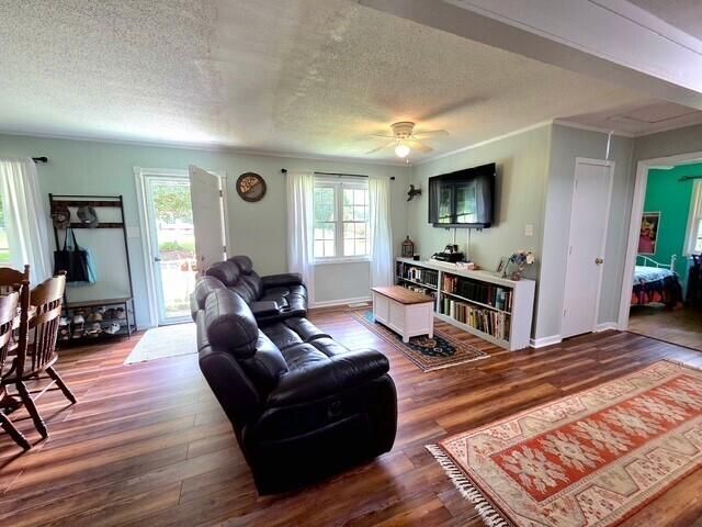 205 Indian Field Cir, Saint George, SC 29477