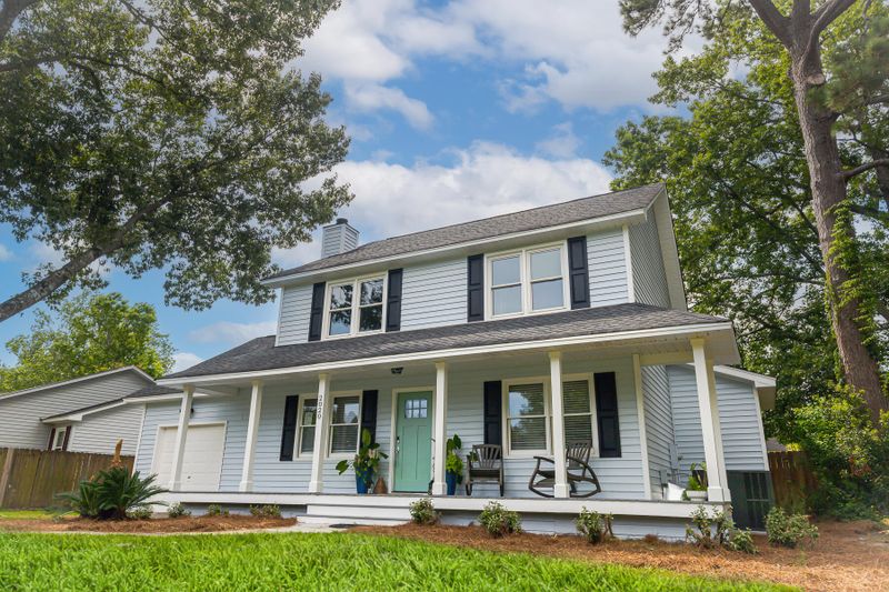 2020 Piper Dr, Charleston, SC 29407