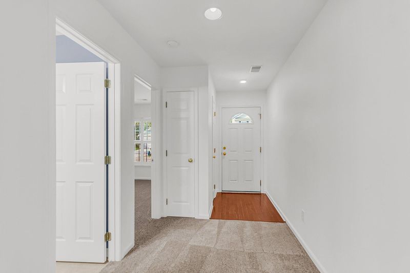210 Wildberry Ln, Goose Creek, SC 29445