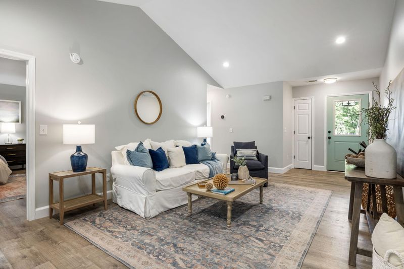 273 Stefan Dr, Charleston, SC 29412