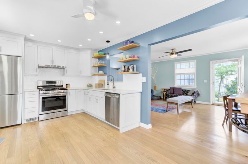 4756 Churchill Rd, North Charleston, SC 29405