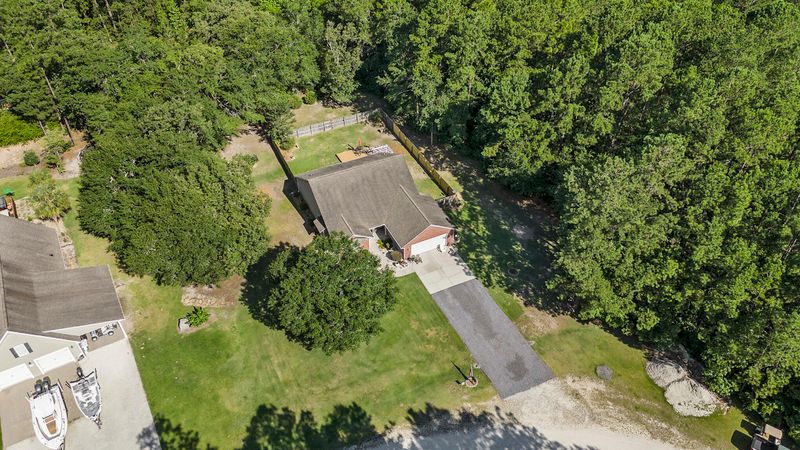 214 Deer Ridge Ct, Huger, SC 29450