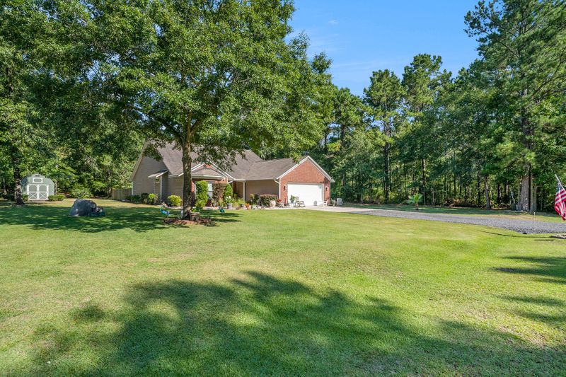 214 Deer Ridge Ct, Huger, SC 29450