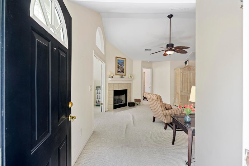 128 Ashley Villa Cir #C, Charleston, SC 29414