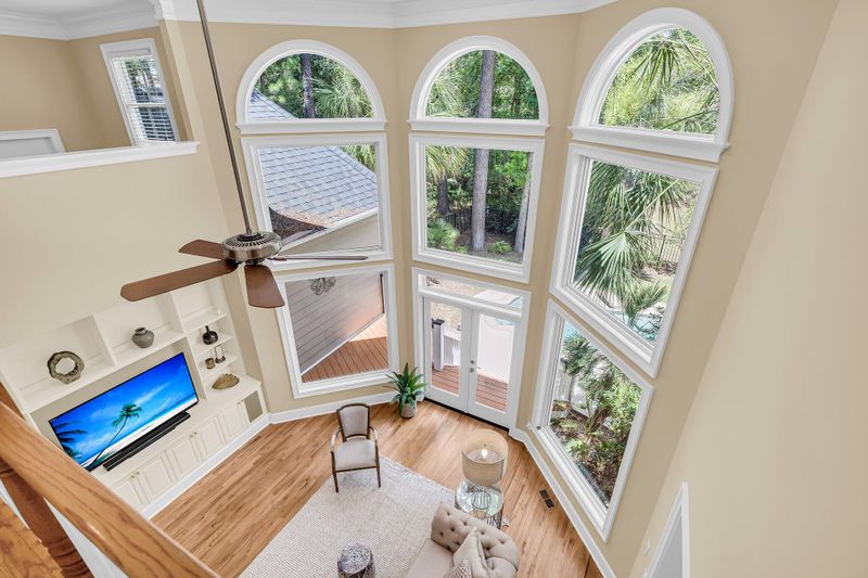 225 River Oak Dr, Mount Pleasant, SC 29464