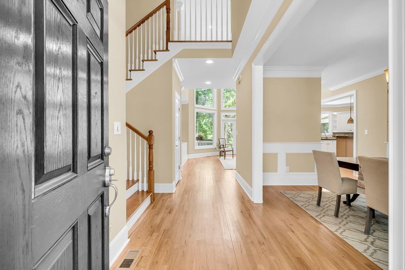 225 River Oak Dr, Mount Pleasant, SC 29464