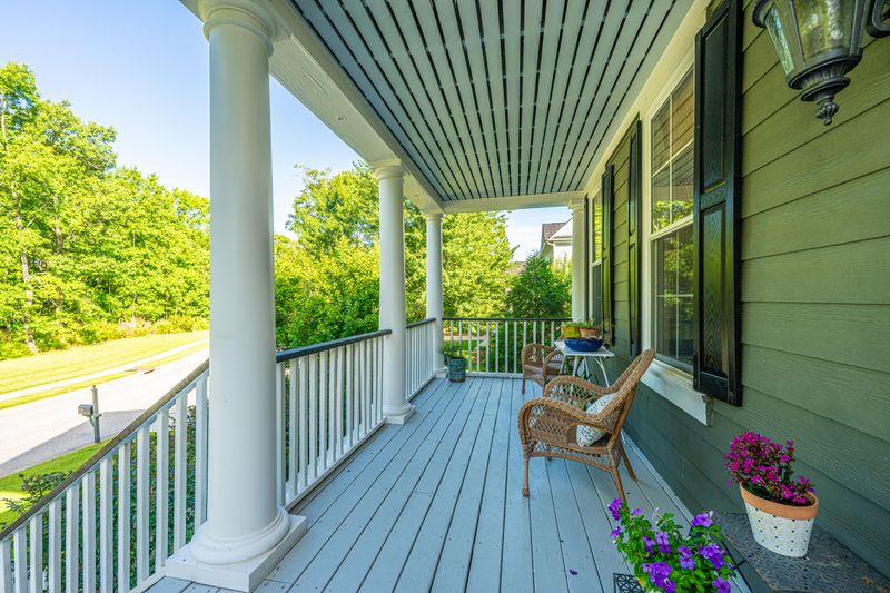 3074 Yachtsman Dr, Mount Pleasant, SC 29466