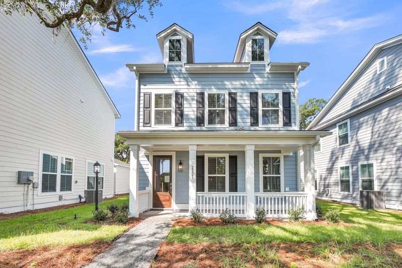 2225 Blue Bayou Blvd, Johns Island, SC 29455
