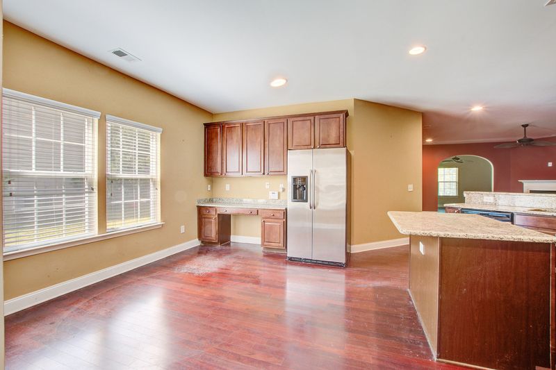 103 Berwick Dr, Summerville, SC 29483