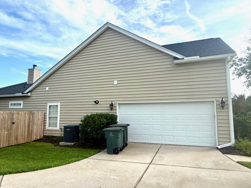 7304 Kestrel Trl, Hanahan, SC 29410