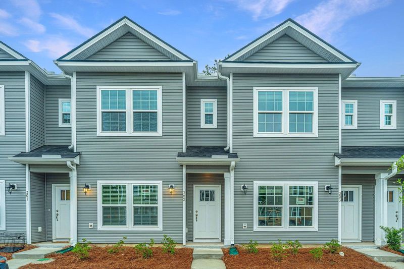 802 Twin Rivers Dr, Wando, SC 29492
