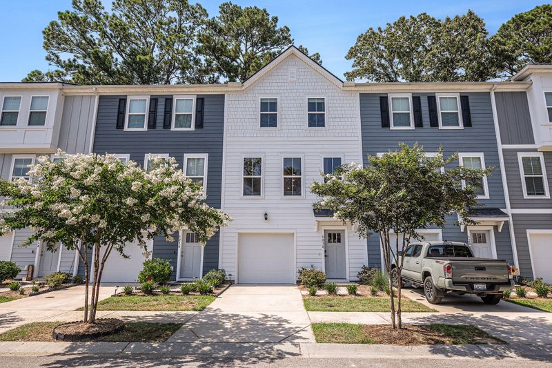 1218 Tice Ln, North Charleston, SC 29405