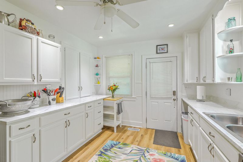 549 Godfrey Park Pl, Charleston, SC 29407