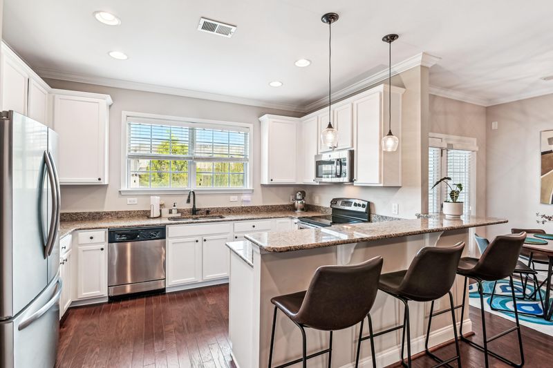 4070 Hartland St, Charleston, SC 29414