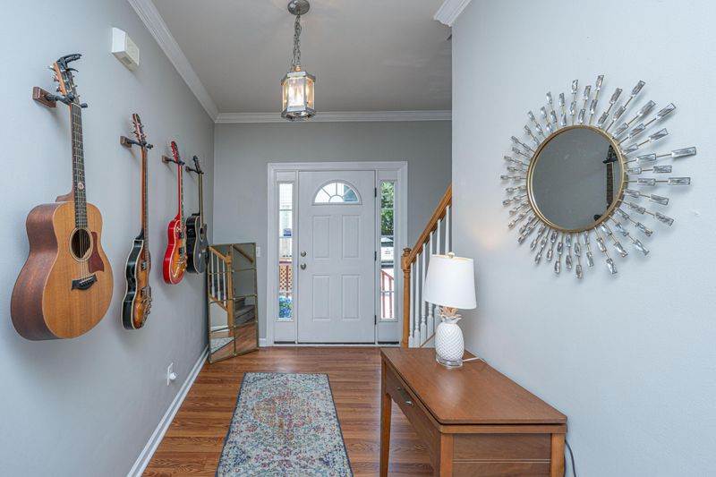 118 Congress St #B, Charleston, SC 29403