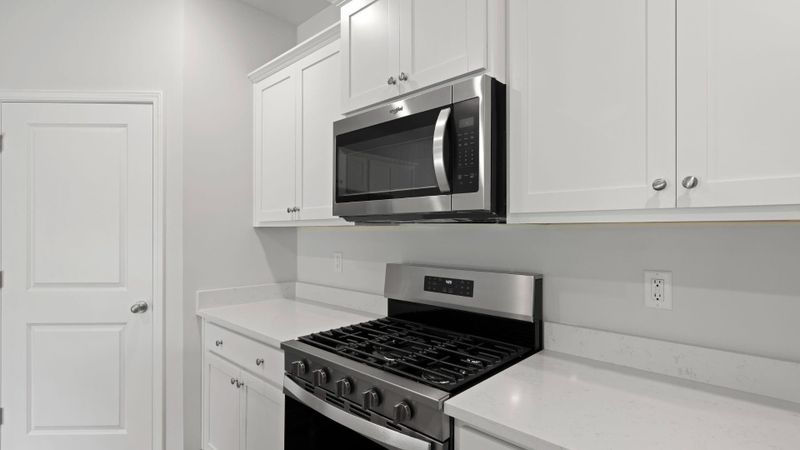 327 Willow Run Dr, Summerville, SC 29486
