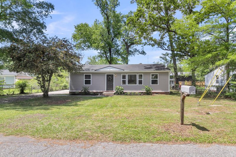 105 Dalton Ave, North Charleston, SC 29420