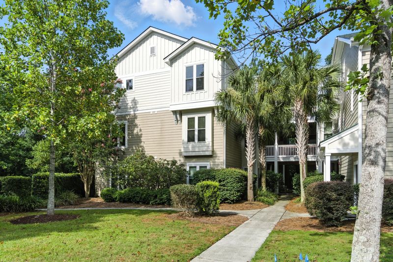 1831 Egret Crest Ln, Charleston, SC 29414