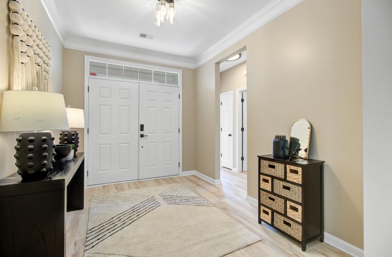 1800 Palmetto Isle Dr, Mount Pleasant, SC 29466