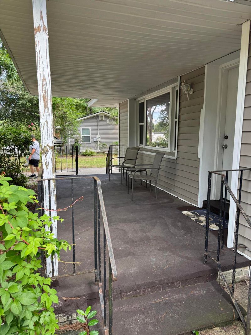 6019 Miami St, Hanahan, SC 29410