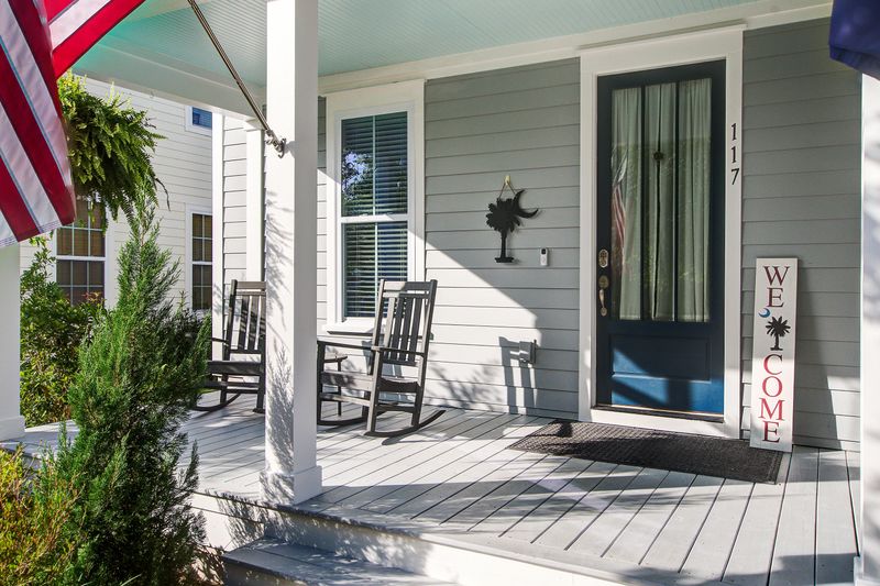 117 Canopy Ln, Summerville, SC 29485