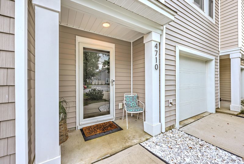 4710 Palm View Cir, North Charleston, SC 29418