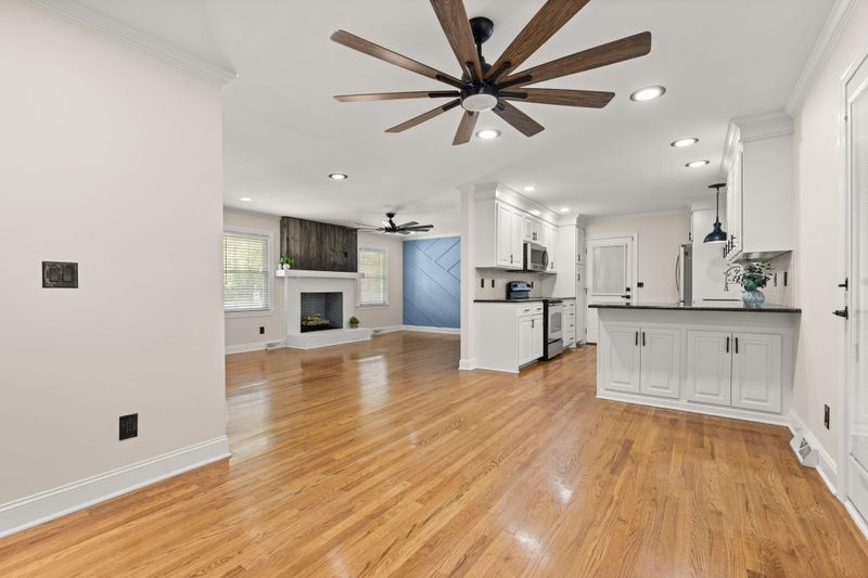 111 Lamie Dr, Ladson, SC 29456