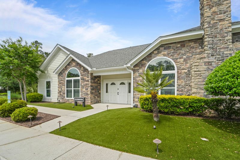 8800 Dorchester Rd #4001, North Charleston, SC 29420