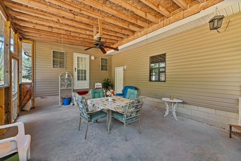 102 Wright Ln, Goose Creek, SC 29445