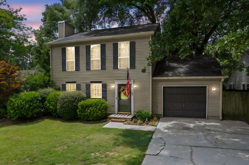 104 Parish Parc Dr, Summerville, SC 29485
