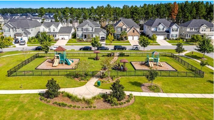 338 Tiliwa St, Summerville, SC 29486