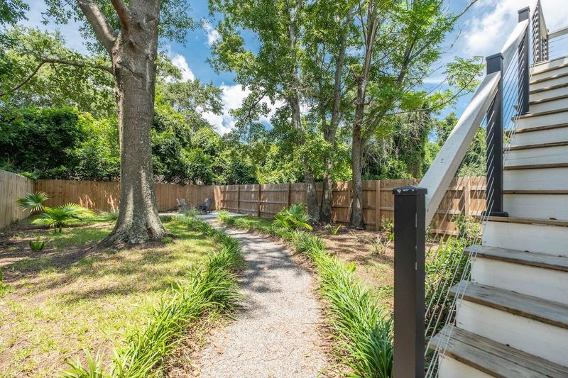 4451 Oakwood Ave, North Charleston, SC 29405