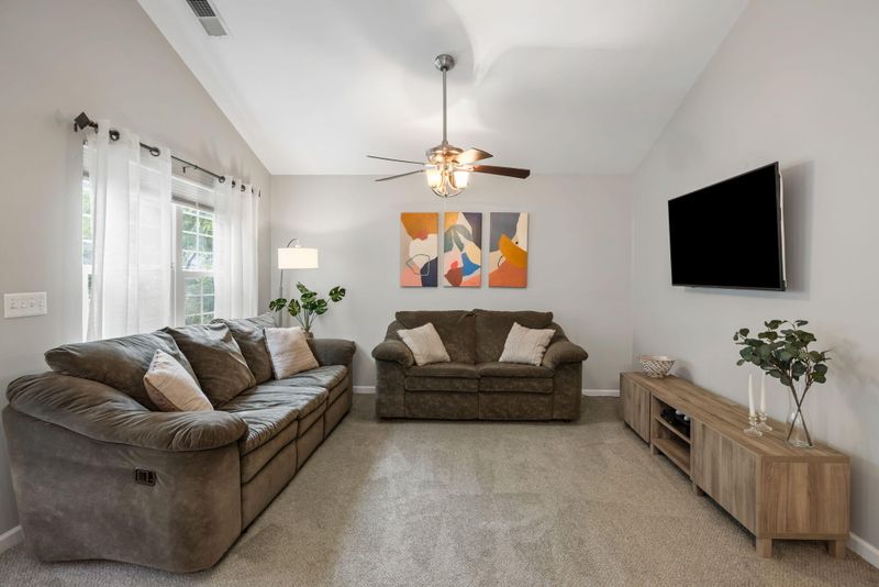 4813 Field Planters Dr, Summerville, SC 29485