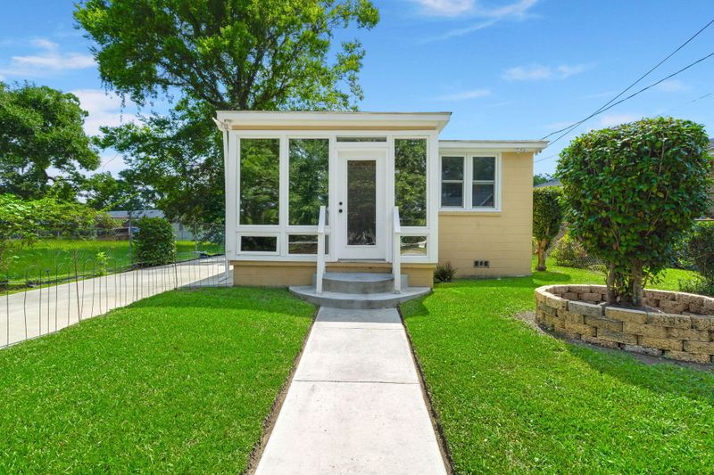 958 Battery Ave, Charleston, SC 29407