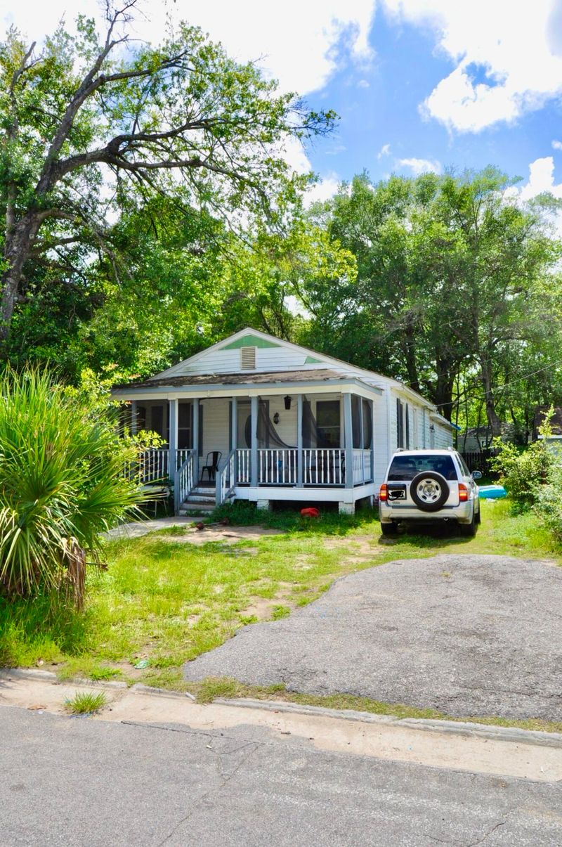 2264 Bailey Dr, North Charleston, SC 29405