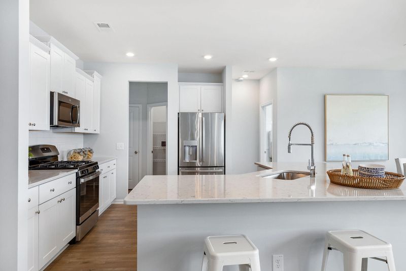 1025 Riverbed Retreat Ln, Summerville, SC 29485