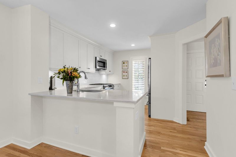9 Back Ct, Isle Of Palms, SC 29451