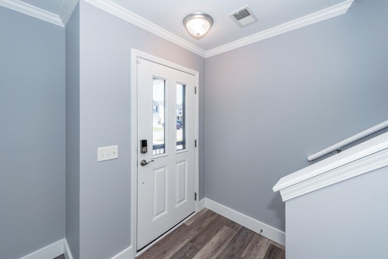 102 Walton Pl, Summerville, SC 29483