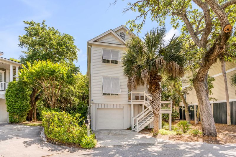 5809 Back Bay Dr, Isle Of Palms, SC 29451