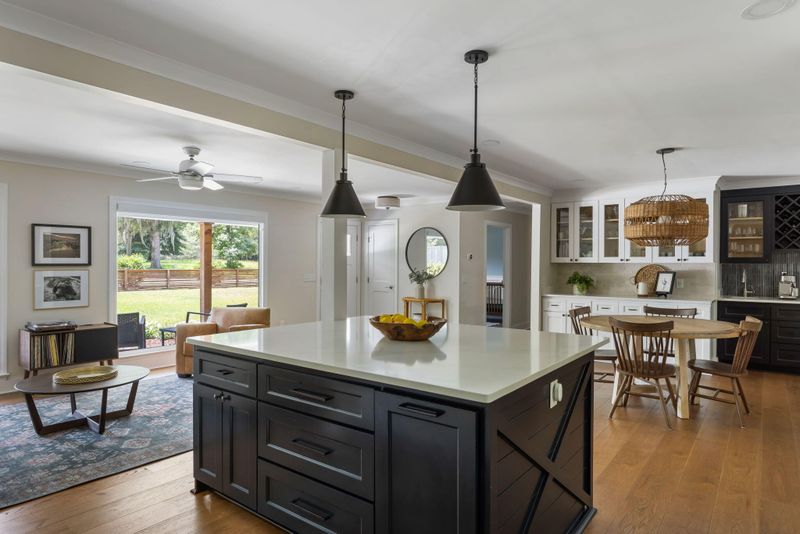 344 4th Ave, Mount Pleasant, SC 29464